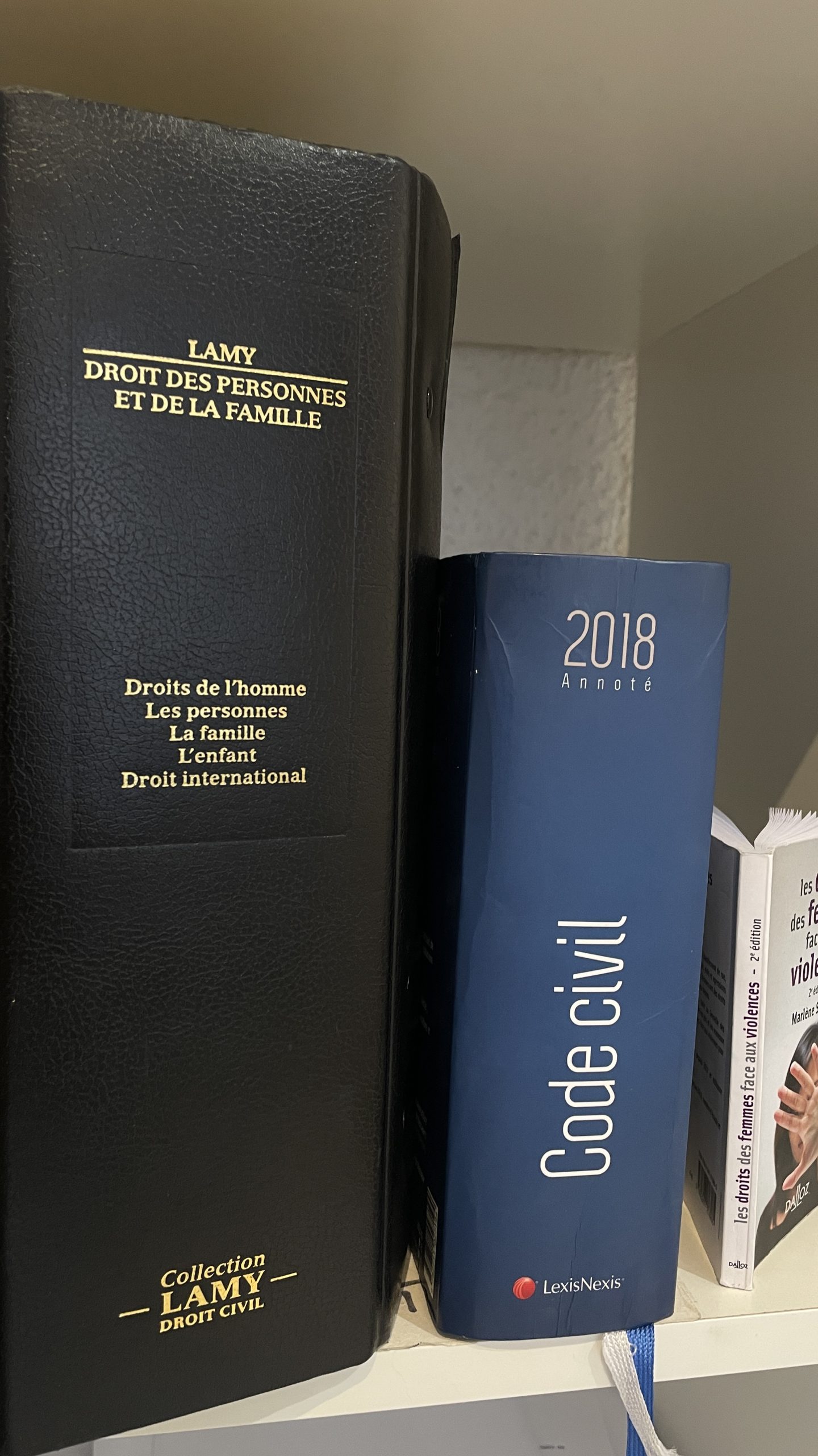 Code civil et livres droit de la famille